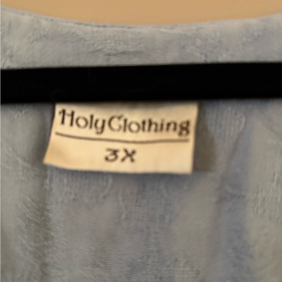 Chic Light Blue Embroidered Blouse - Picture 3 of 8